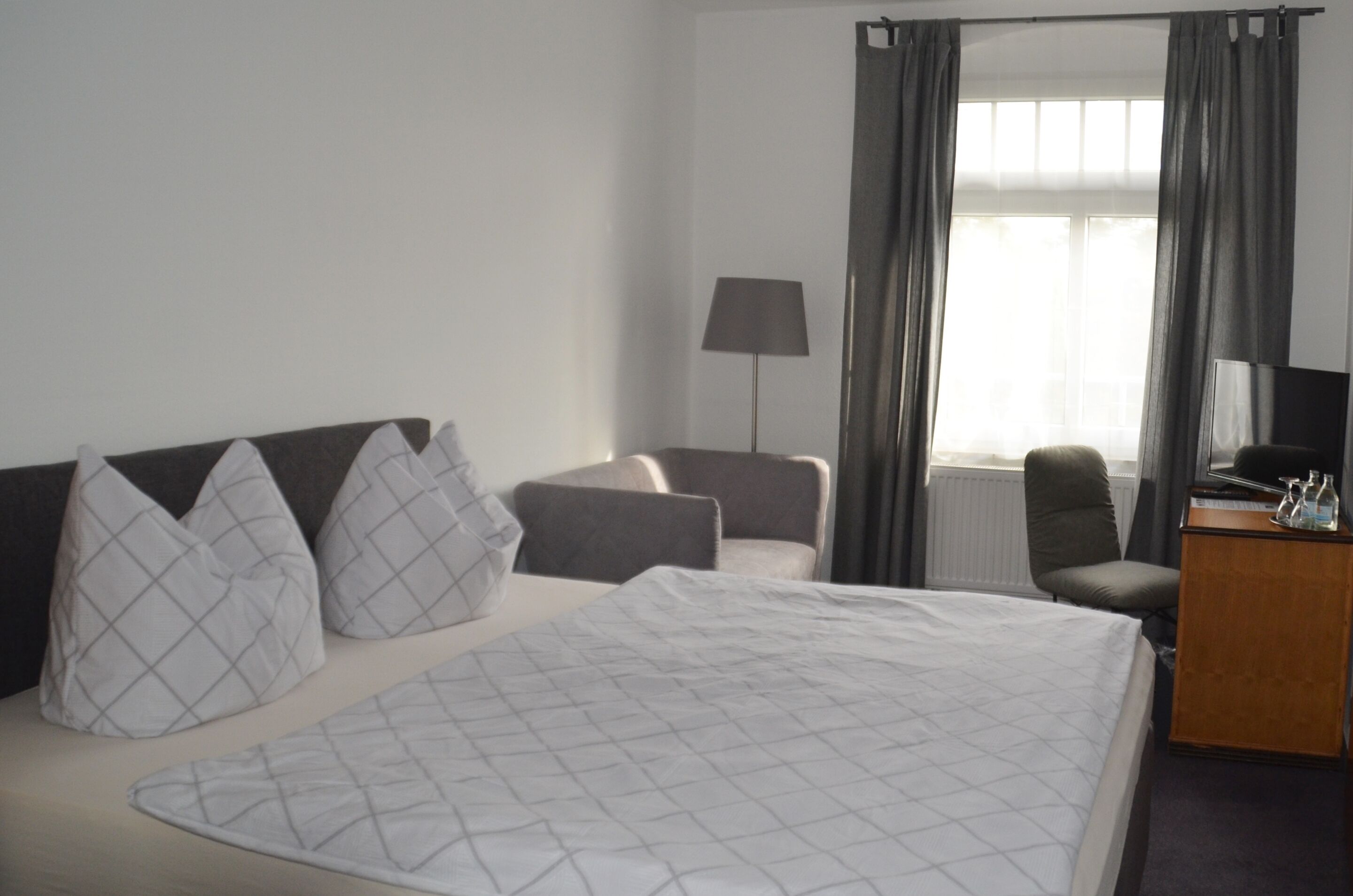 standard double room, private bathroom | 1 bedroom