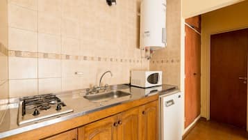 Fridge, microwave, oven, electric kettle