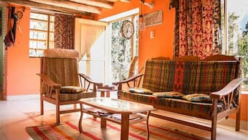 Family Chalet, 2 Bedrooms | Living area | Smart TV, Netflix