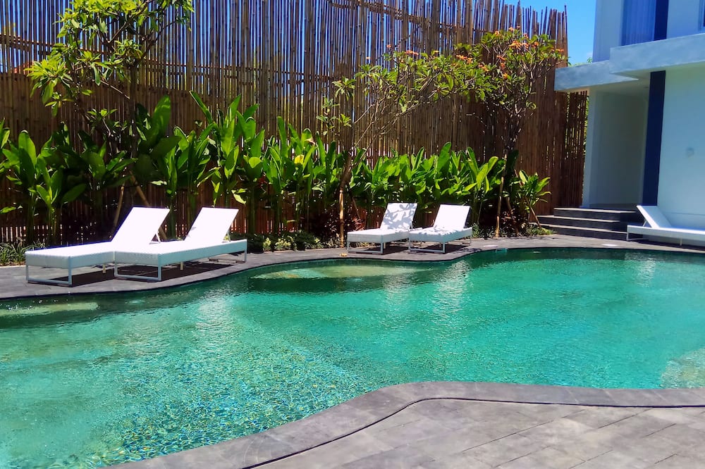 The Bali Bubble