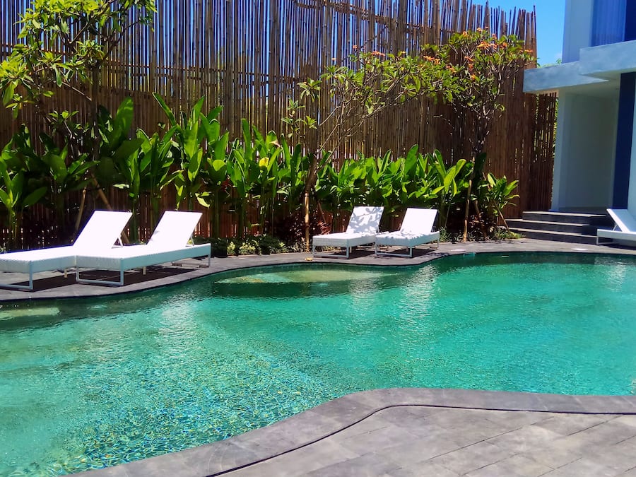 Outdoor pool, pool loungers