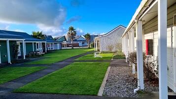 Studio Deluxe, nhiều giường, không hút thuốc, quang cảnh vườn | Quang cảnh vườn