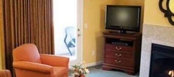 2BR 2BA Luxury Woodstone w Hot Tub at Massanutten