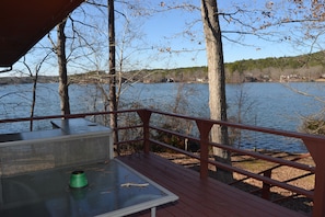 15SierLn-Patio Lake view (2)