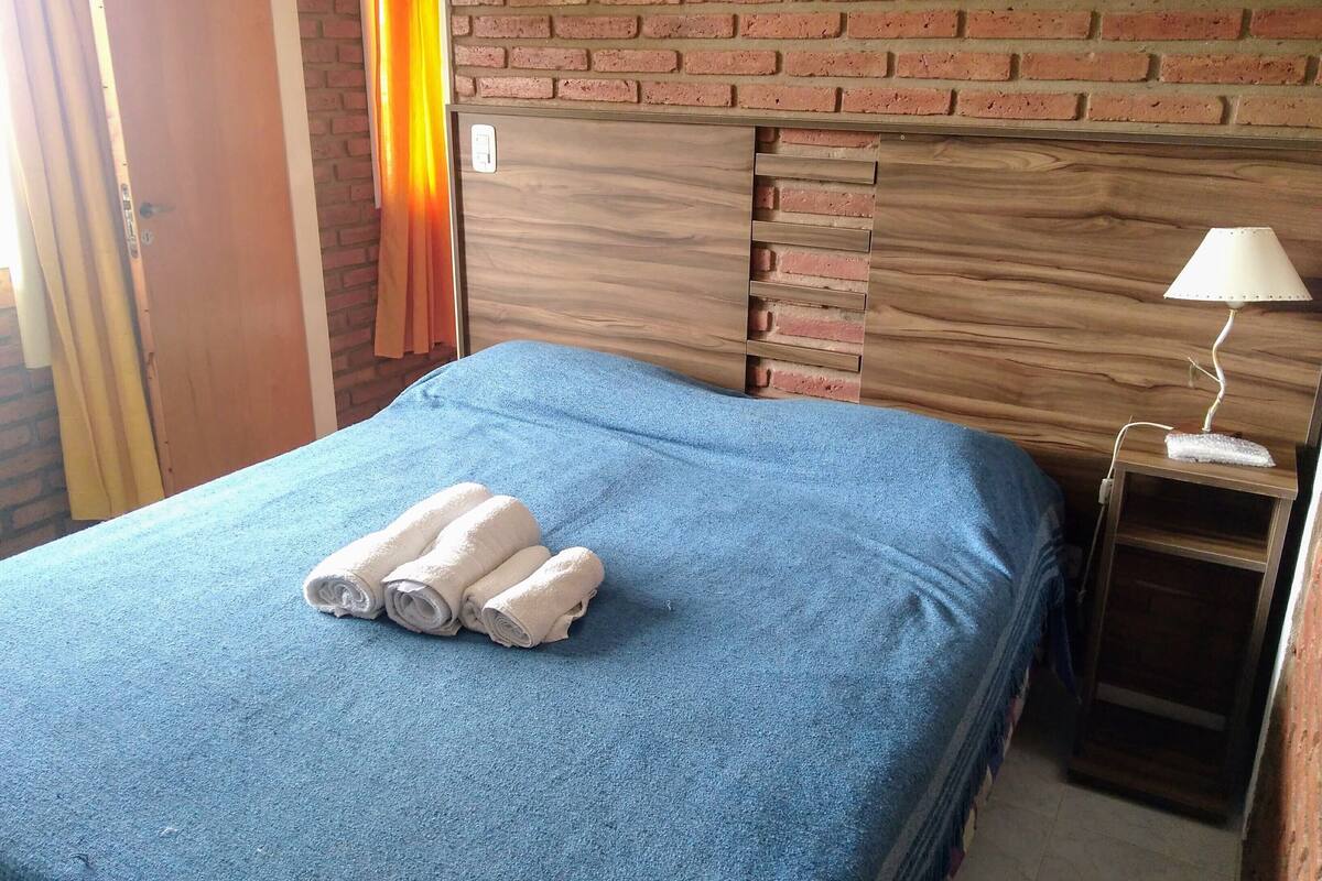 Free WiFi, bed sheets, wheelchair access