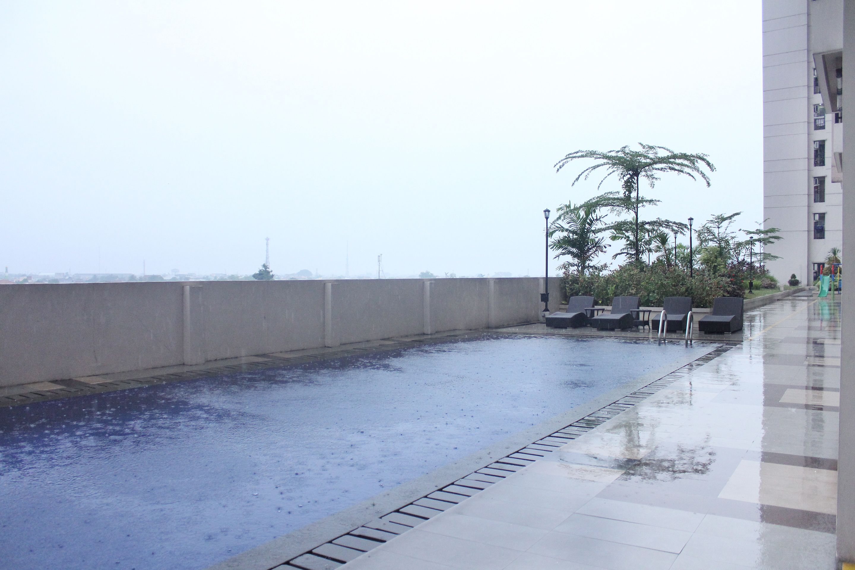 室外泳池