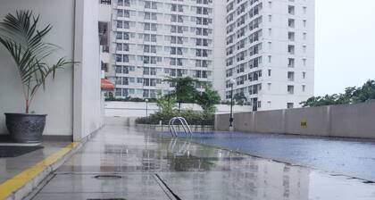OYO 266 Margonda Residence 5