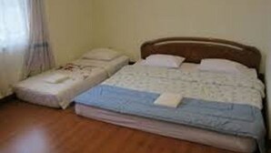 Room - Arimbi Cibulan Suites (Cisarua)