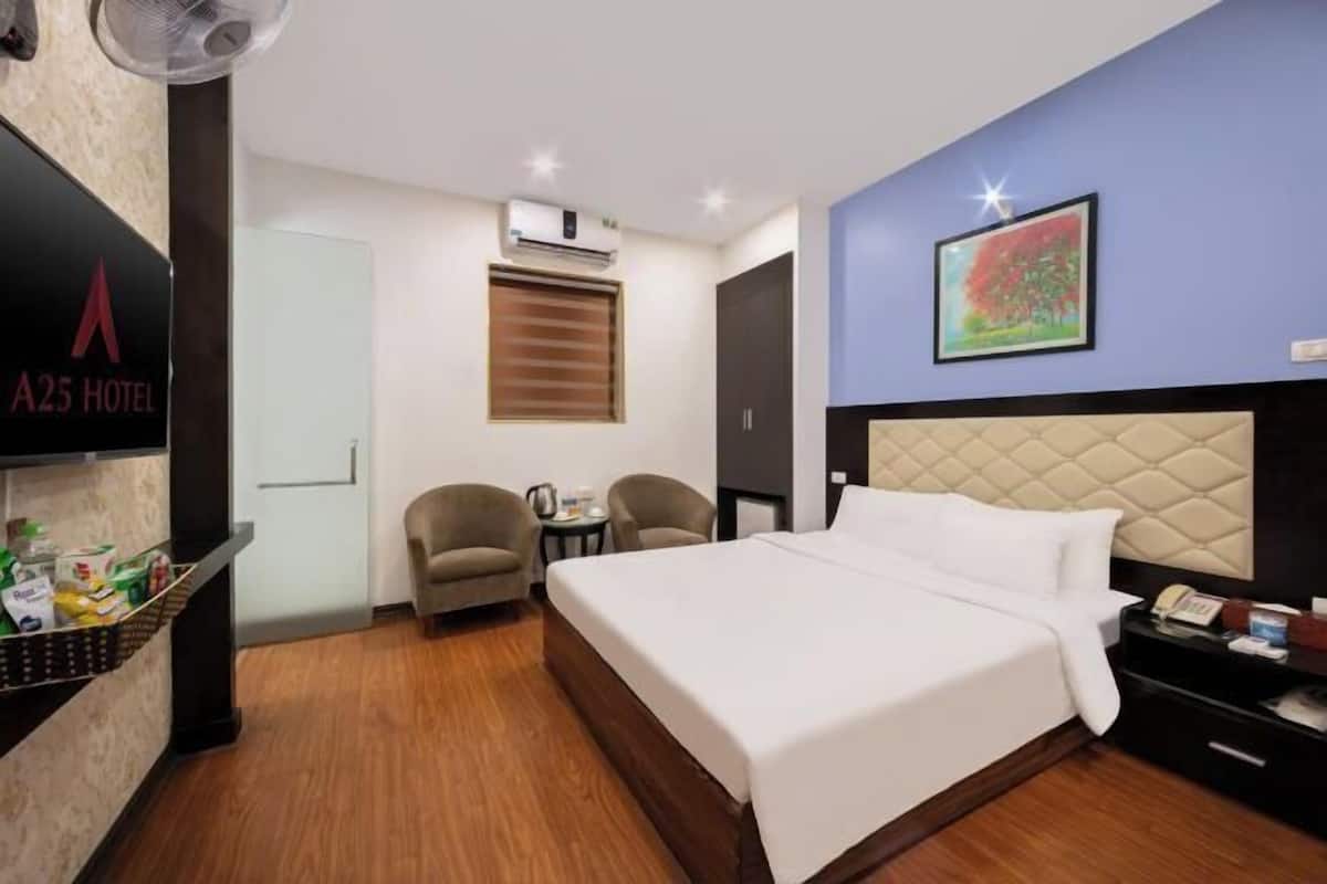 Minibar, in-room safe, soundproofing, iron/ironing board