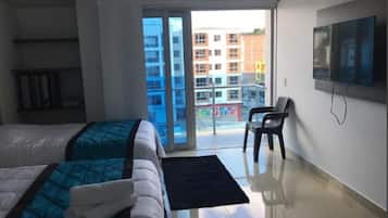 Phòng 3, 3 giường đơn | Minibar, két bảo mật tại phòng, truy cập Internet không dây miễn phí
