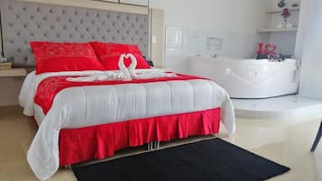 Minibar, caja fuerte, wifi gratis y ropa de cama