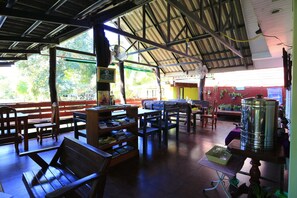 Sala de estar en el lobby