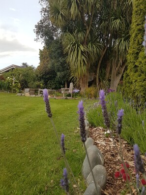 Garden - Lancewood Lodge (Bulls)