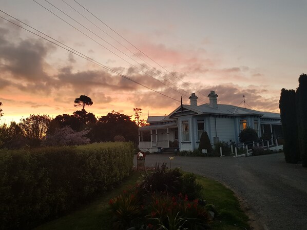 Front of property - Lancewood Lodge (Bulls)