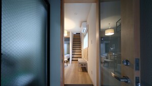 Lorong