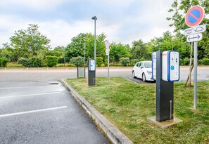 Free self parking - B&B Hotel Nantes Savenay (Savenay)