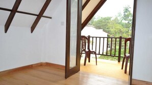 Family Room, Non Smoking | Balcony - Grand 39 (Ella)