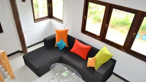 Interior - Grand 39 (Ella)