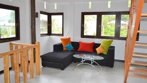 Interior - Grand 39 (Ella)