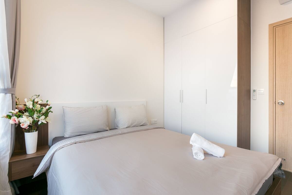 Desk, blackout drapes, iron/ironing board, rollaway beds (surcharge)