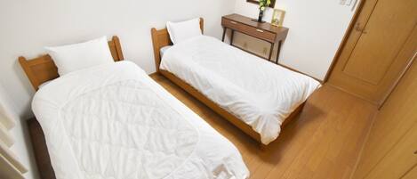 Private Vacation Home | 4 bedrooms, free WiFi