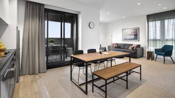 Minibar, coffres-forts dans les chambres, ameublement personnalisé