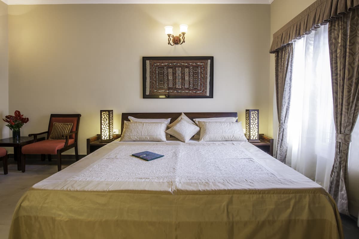 Blackout curtains, rollaway beds, free WiFi, bed sheets