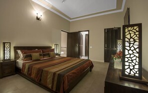 Blackout curtains, rollaway beds, free WiFi, bed sheets - Zade Mount View (Udaipur)