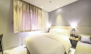 Phòng đôi Tiêu chuẩn | Bộ đồ giường cao cấp, chăn bông, trang trí khác biệt 