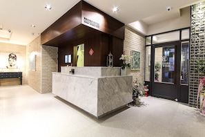 Lobby - Brooks Hotel (Tongyeong)