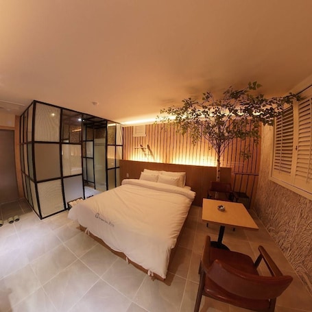 Standard Room | Free WiFi