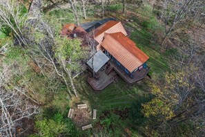 Exterior - Best of both worlds; chalet located on a private lot in the woods and only 3 miles from the village! (Ellicottville)