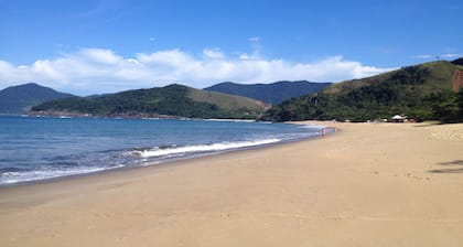 HAUS IN BESONDERER STRASSE, KOMFORT UND RUHIGKEIT. <br>* Sonderpauschale *