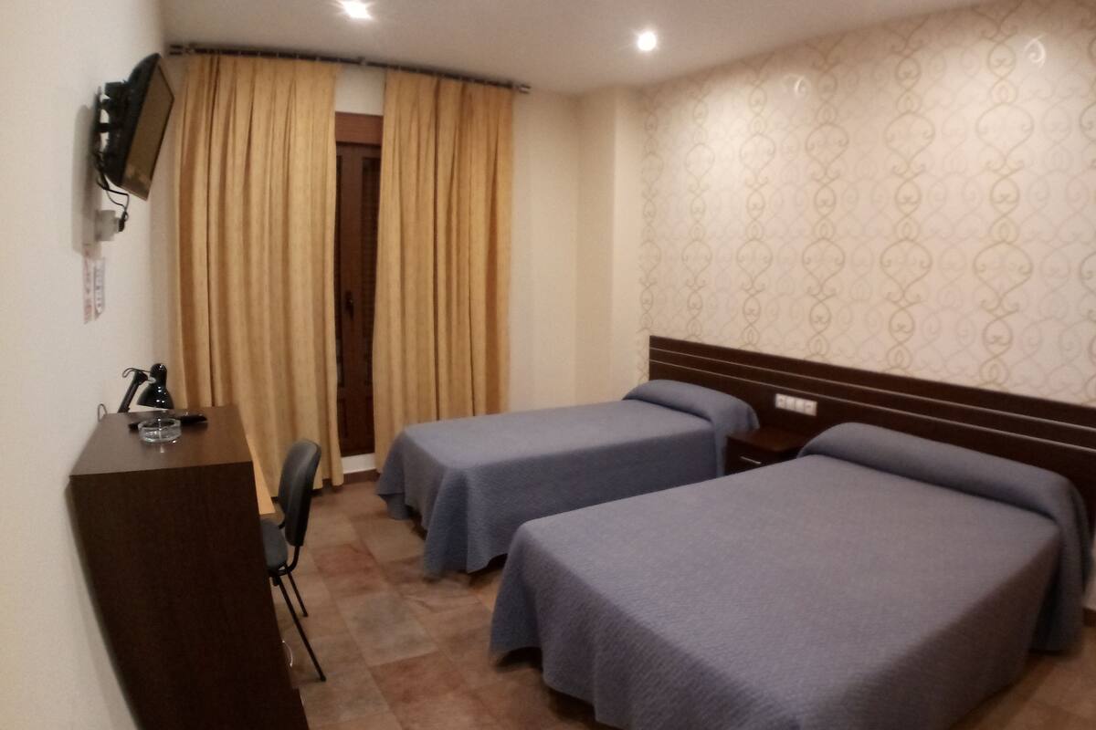 Chambre Double, 1 lit double