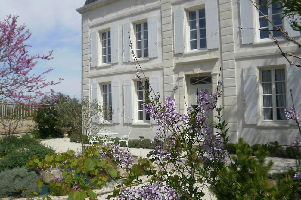 Chambre d'hôtes - Domaine De Berthegille