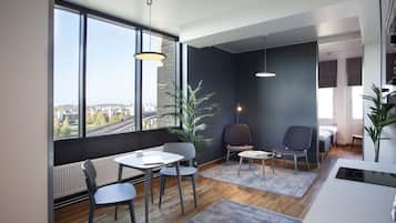 Quarto casal ou duplo família | Roupas de cama premium, individualmente decorados, cortinas blackout