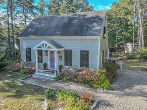 Exterior - Home Near Oceanside Beaches Dog Friendly! (Wellfleet)