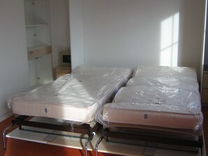 Basic Apartment, Multiple Beds, Non Smoking, Garden View | 2 bedrooms, hypo-allergenic bedding, in-room safe, free WiFi - Am Jakobusweg (Bamberg)