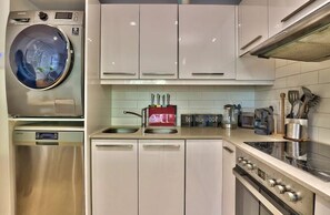 Appartement « Premier », plusieurs lits, non-fumeur | Cuisine privée