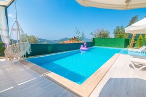Utomhuspool