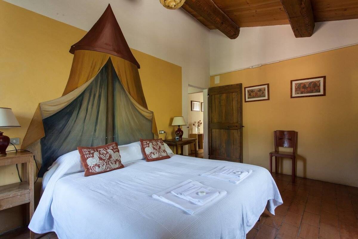 Apartment, 3 Bedrooms (Giotto) | Minibar, desk, iron/ironing board, free cots/infant beds