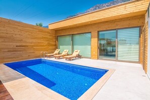 Outdoor pool - Villa Likapa (Kas)