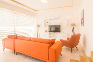 LCD TV - Villa Likapa (Kas)