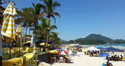 Praia Grande Ubatuba high standard apartment in prime area with Wi-Fi