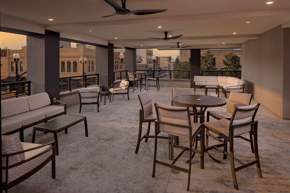 Terrace/patio - Hyatt Place Florence Downtown (Florence)