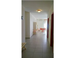 Apartment, 2 Bedrooms (C) | Room amenity