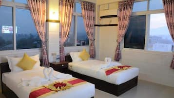 Standard Room, Multiple Beds, Non Smoking, River View | Premium bedding, blackout curtains, rollaway beds, free WiFi