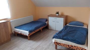 4 Schlafzimmer, Internetzugang, Bettwäsche