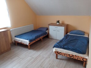 4 chambres, accès Internet, draps fournis