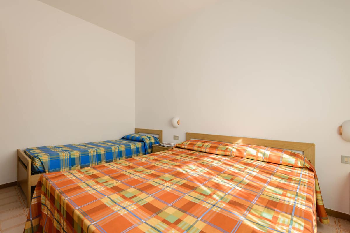 Cunas, wifi y ropa de cama